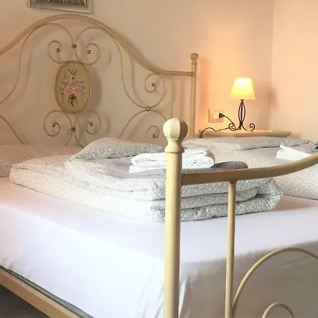 La Casa Nel Bosco شقة *