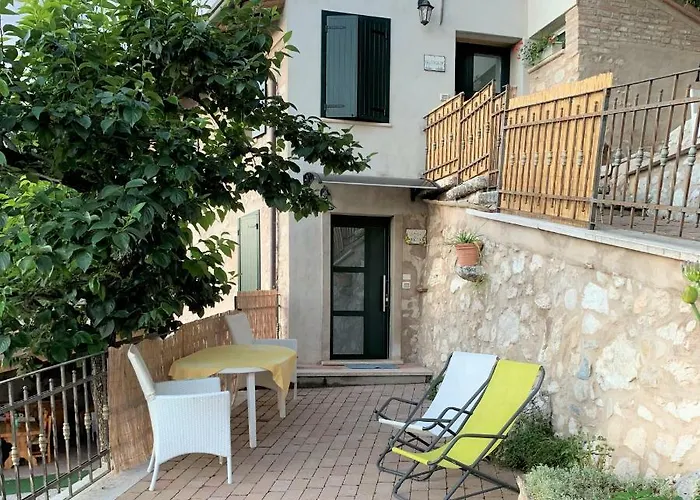 La Casa Nel Bosco Apartman Malcesine